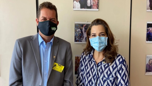 Mara Rocha anuncia o pagamento de emenda de R$ 500 mil para implantar Centro de Tratamento de Autista em Feijó